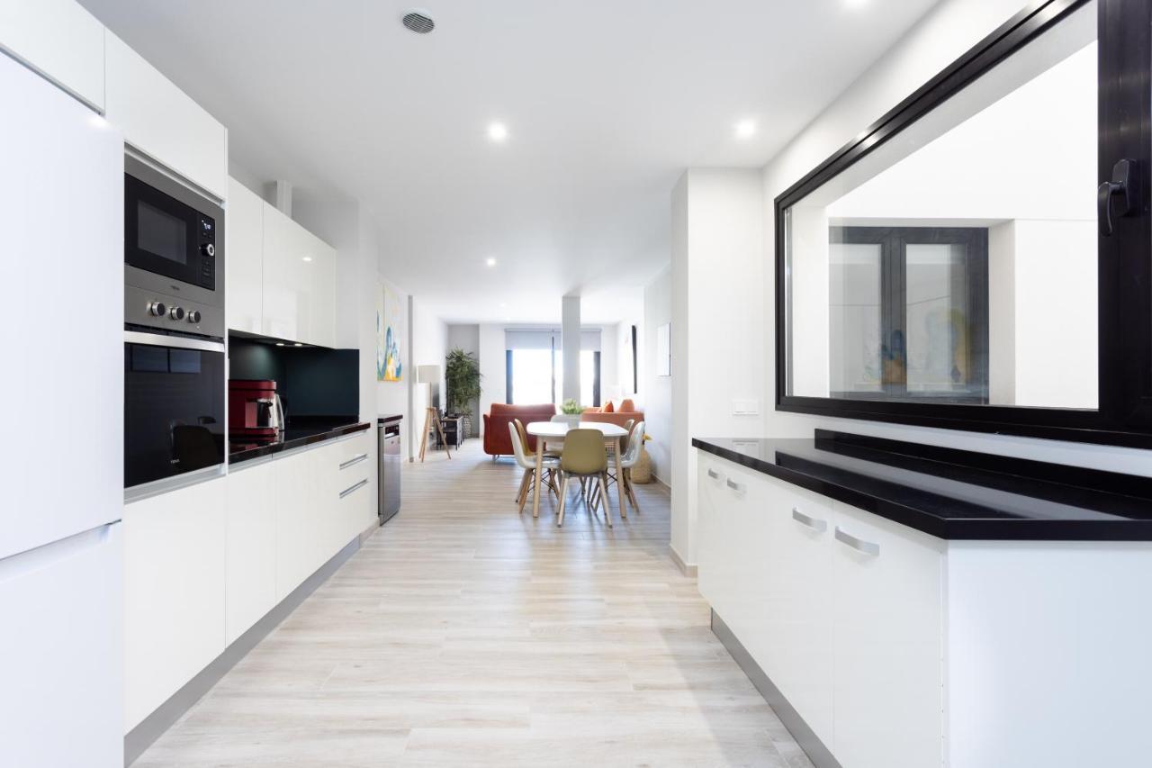 New 140M2 Loft-Style Flat At Town Heart, 3 Beaches Close Casa Leon El Medano  Exterior photo